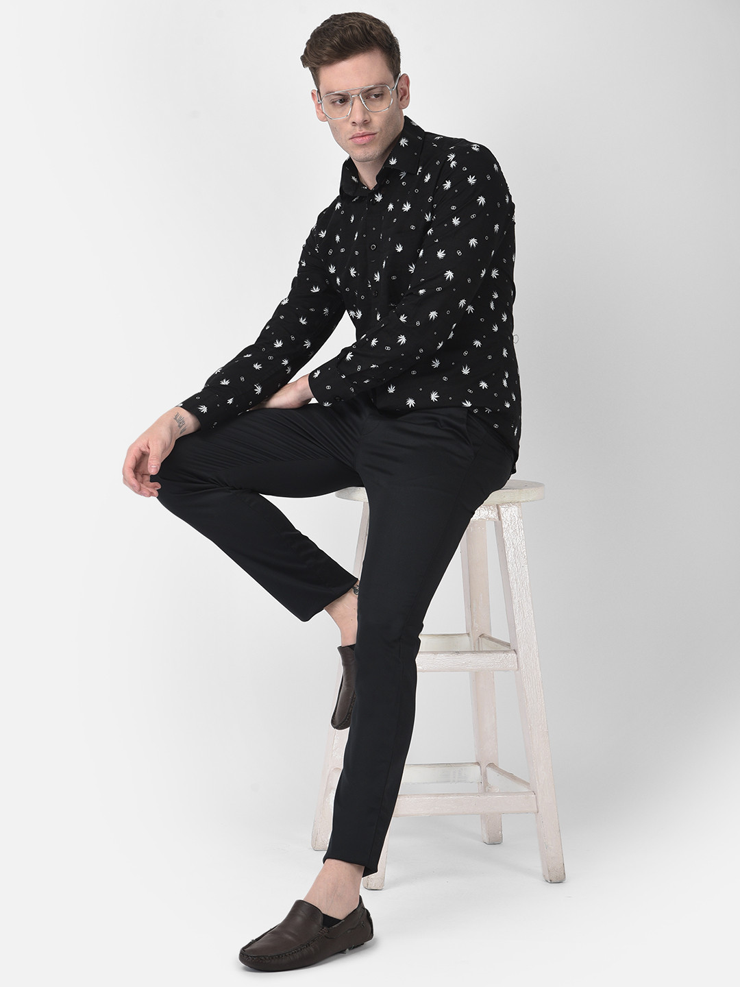 

Crimsoune Club Men Black Printed Cotton Slim Fit Casual Shirt