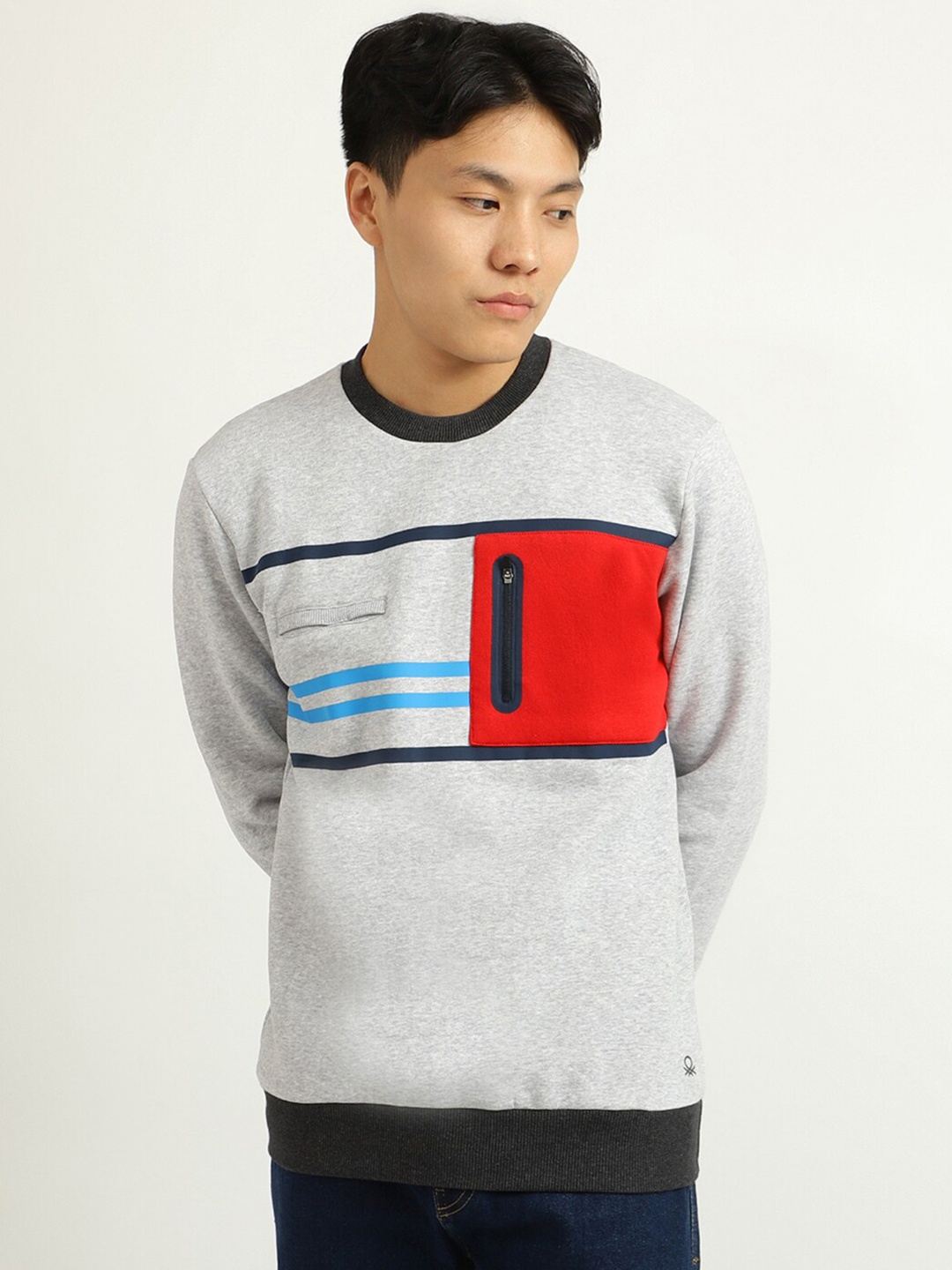 

United Colors of Benetton Men Grey Colourblocked Sweatshirt