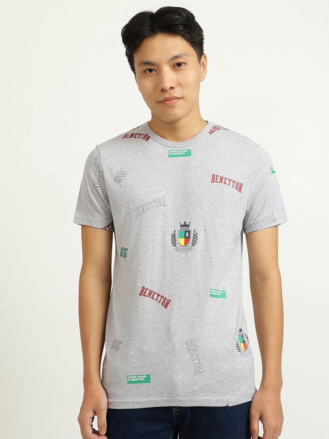 

United Colors of Benetton Men Grey Printed Cotton T-shirt