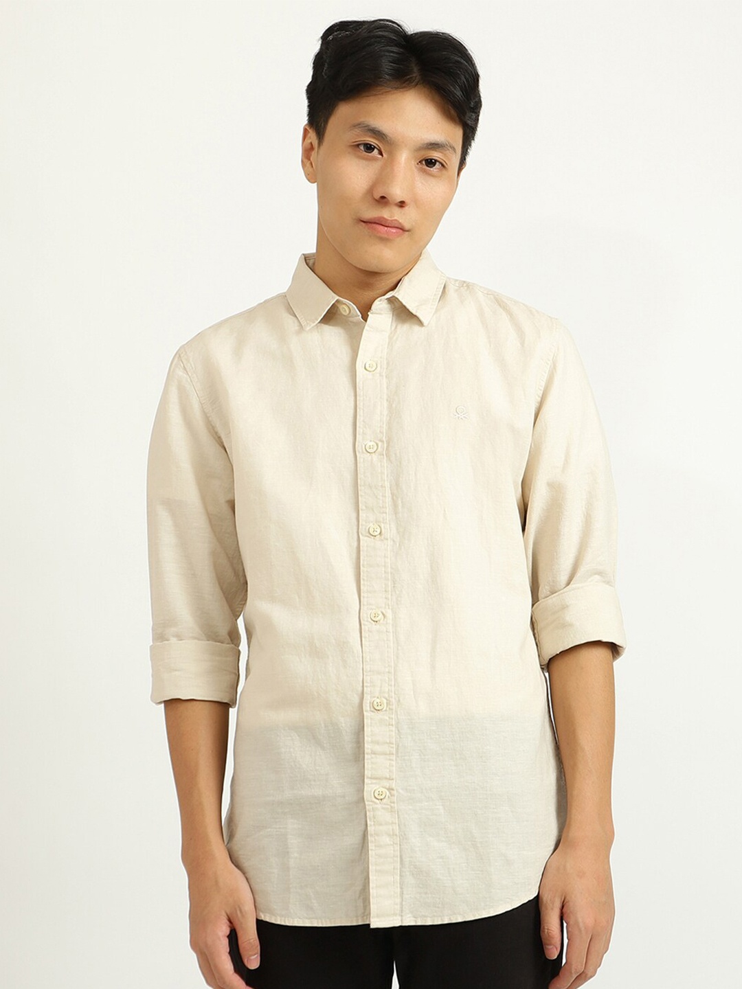

United Colors of Benetton Men Cream-Coloured Slim Fit Casual Shirt