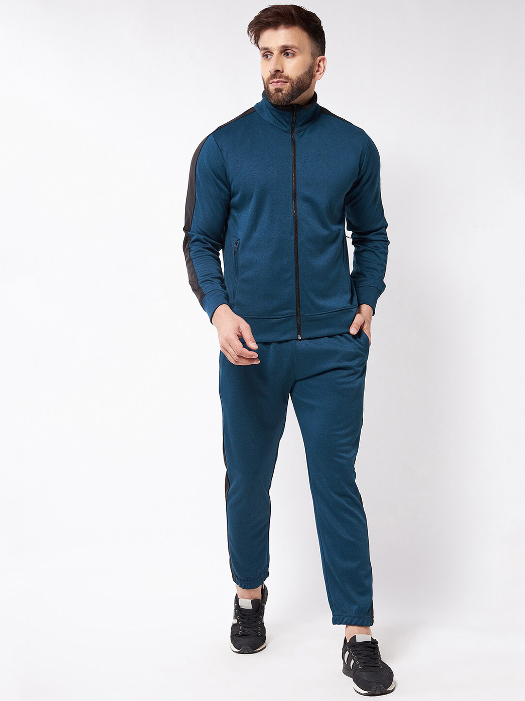 

GRITSTONES Men Turquoise Blue Solid Mock Collar Tracksuits