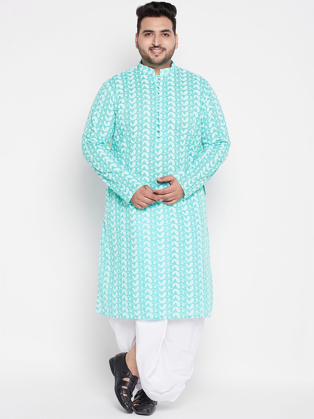 

VASTRAMAY Men Plus Size Turquoise Blue & White Embroidered Pure Cotton Kurta with Dhoti Pants