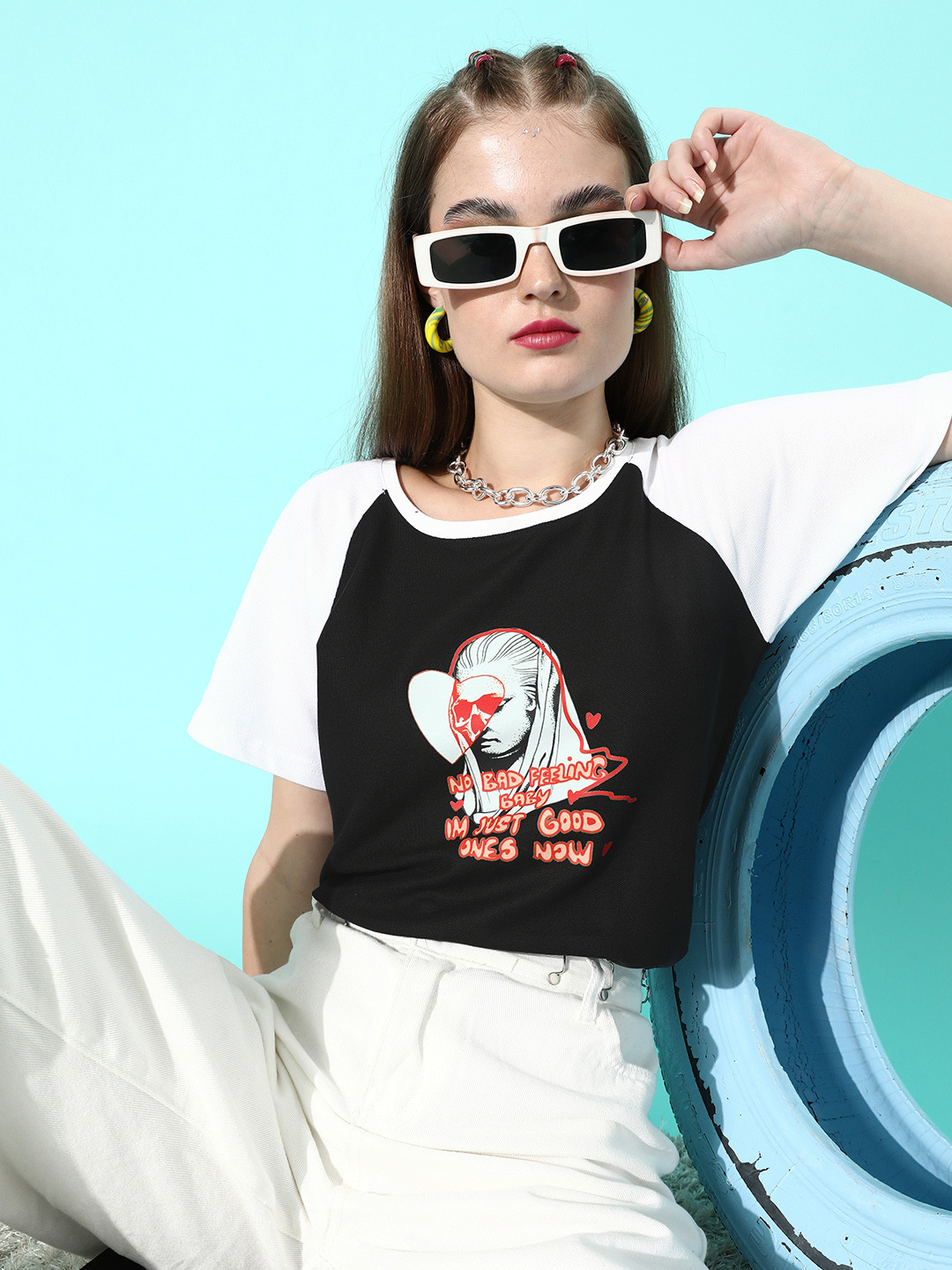 

Stylecast X Hersheinbox Classy Black Typography Graphic Top
