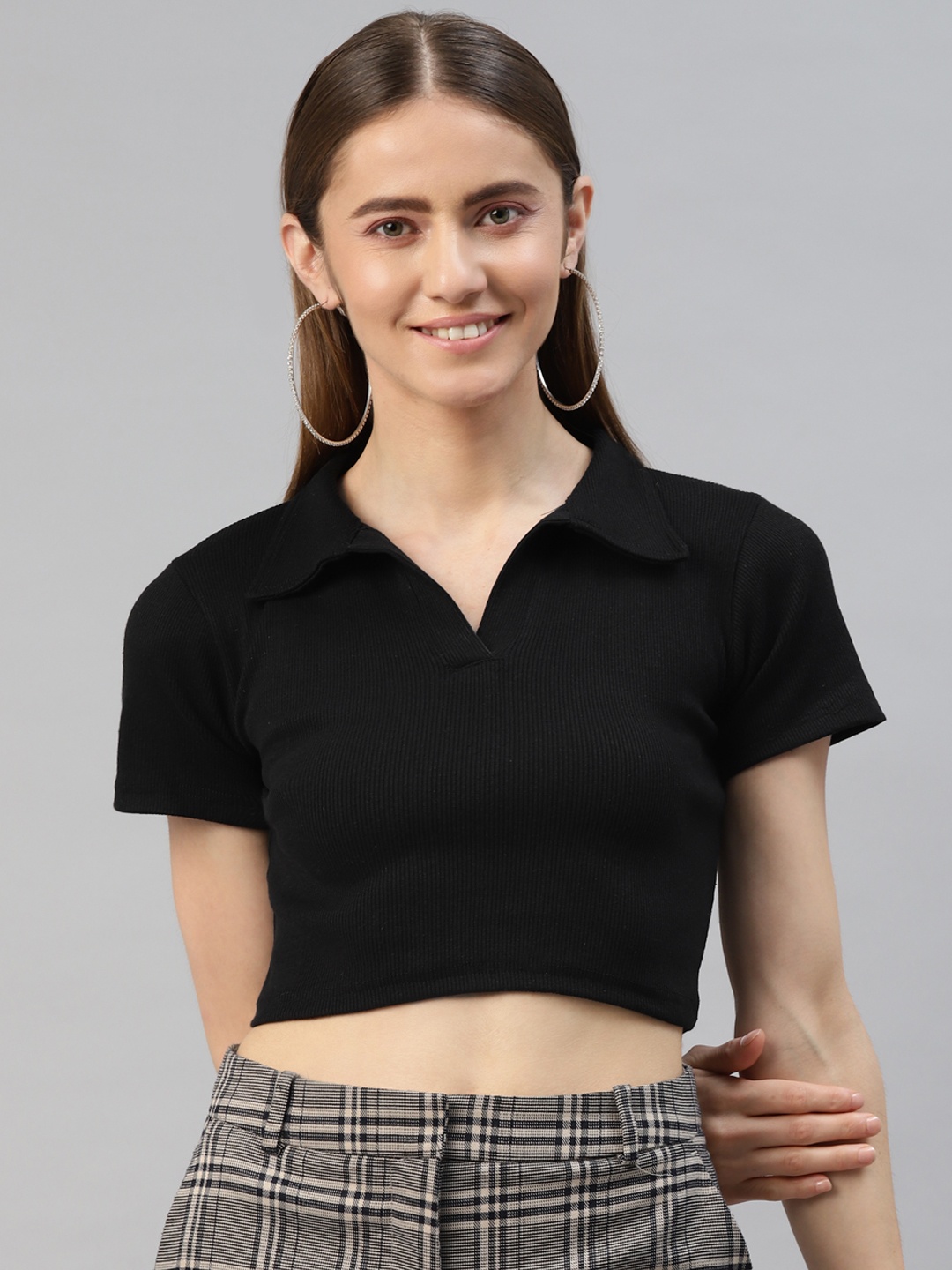 

AAHWAN Black Ribbed Crop Top