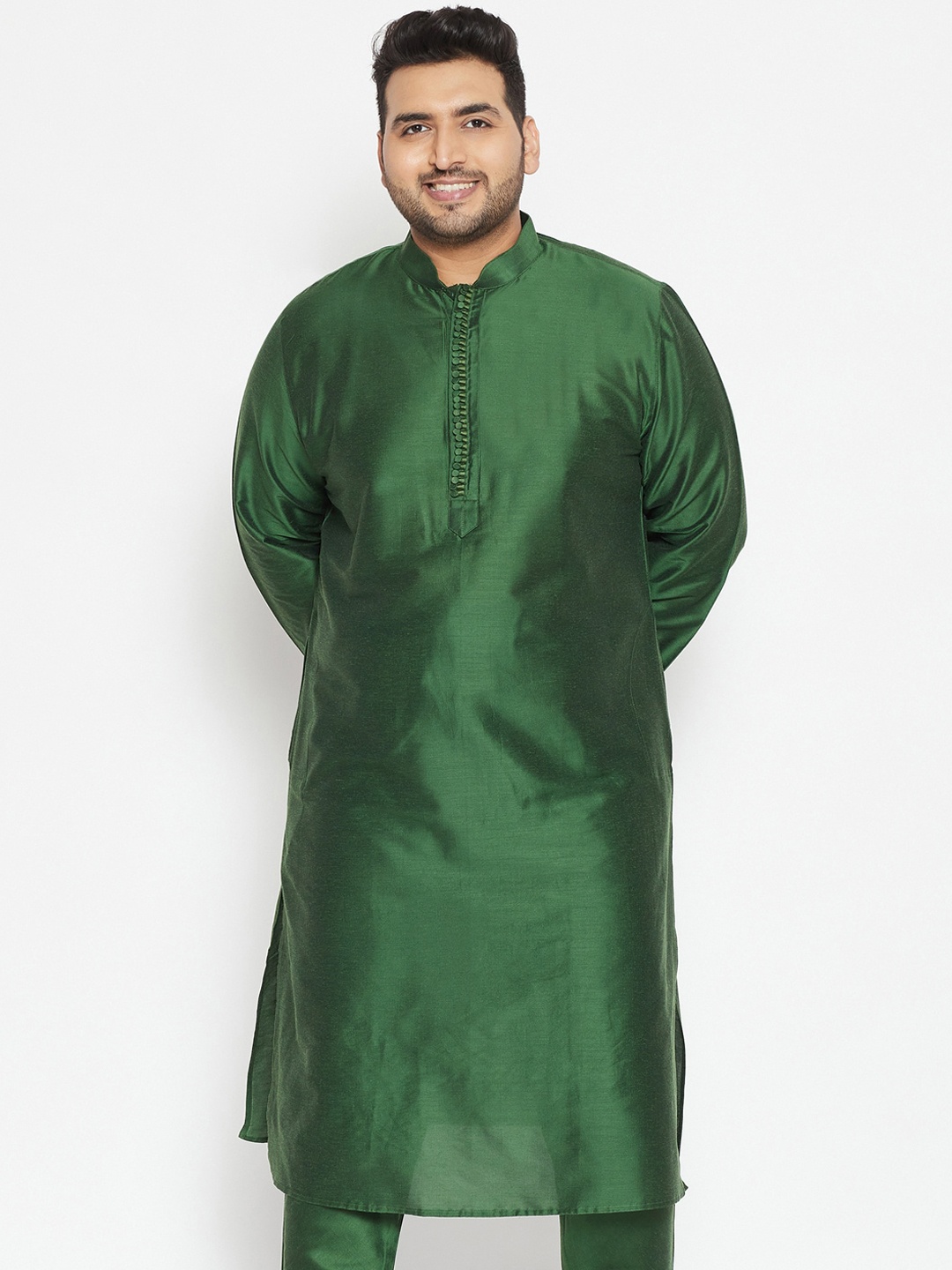 

VASTRAMAY Plus Size Men Green Solid Kurta