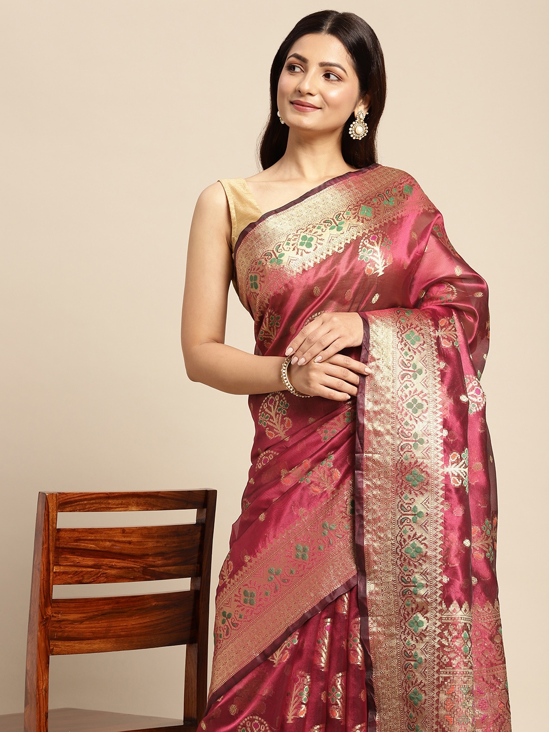 

Mitera Maroon & Golden Floral Zari Organza Kanjeevaram Saree