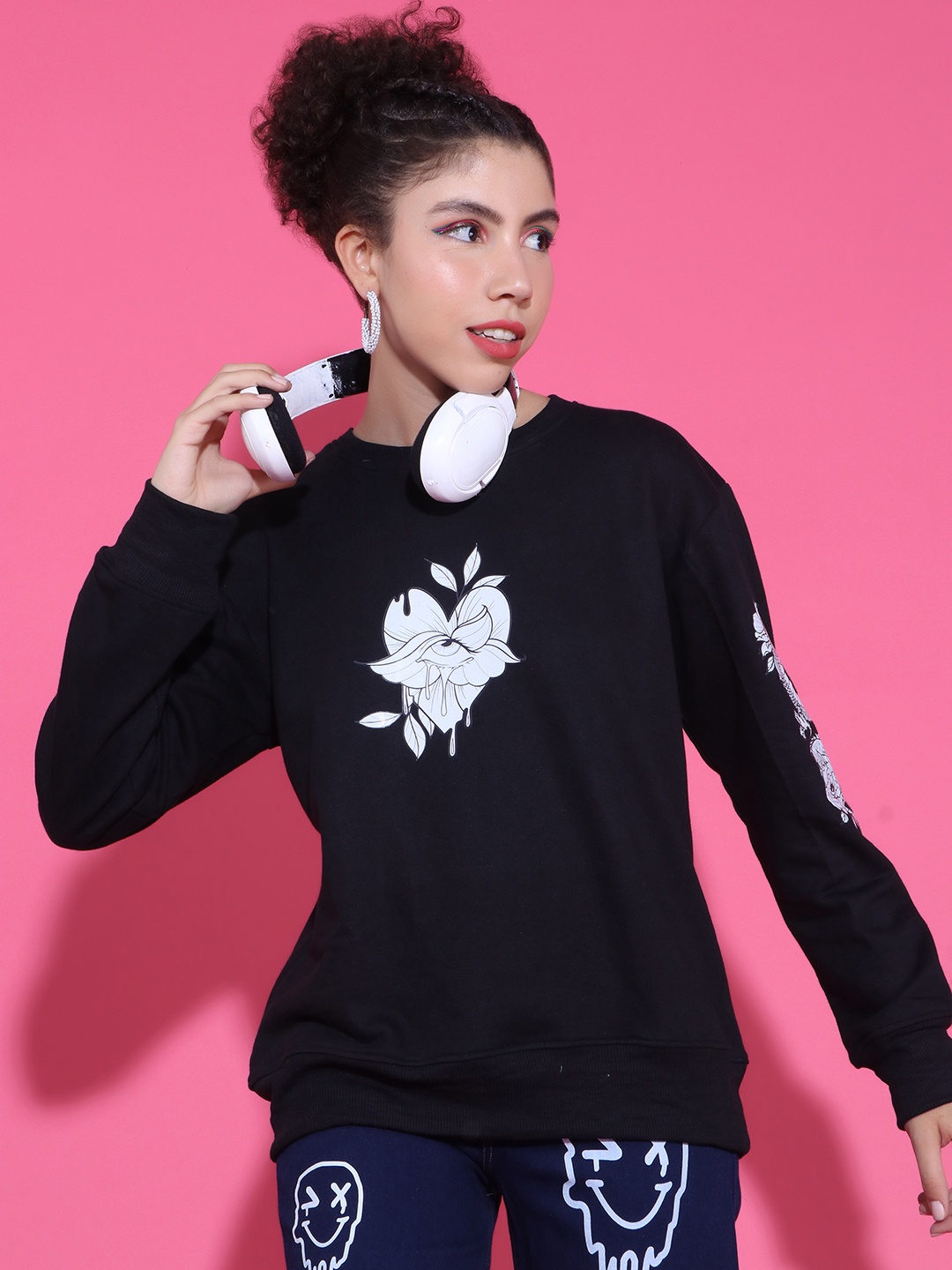

Stylecast X Hersheinbox Women Black Pure Cotton Printed Sweatshirt