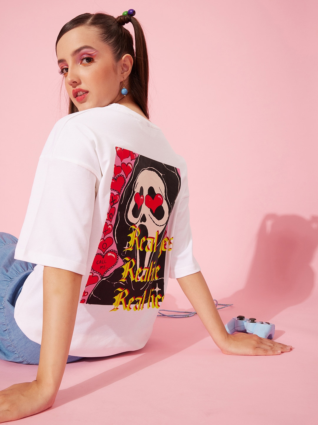 

Stylecast X Hersheinbox Women White Graphic Tshirt