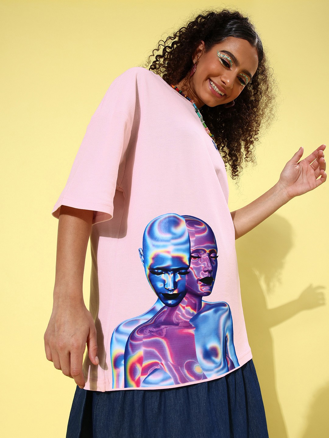

Stylecast X Hersheinbox Women Pretty Pink Graphic Tee