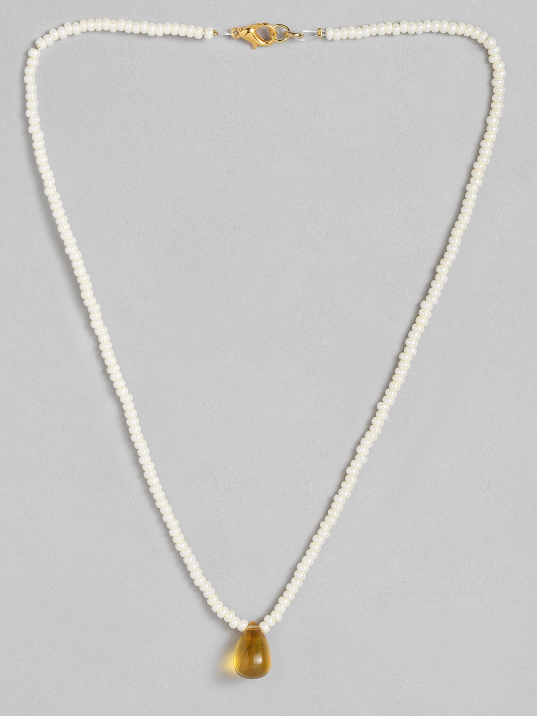 

CHINI C White Necklace