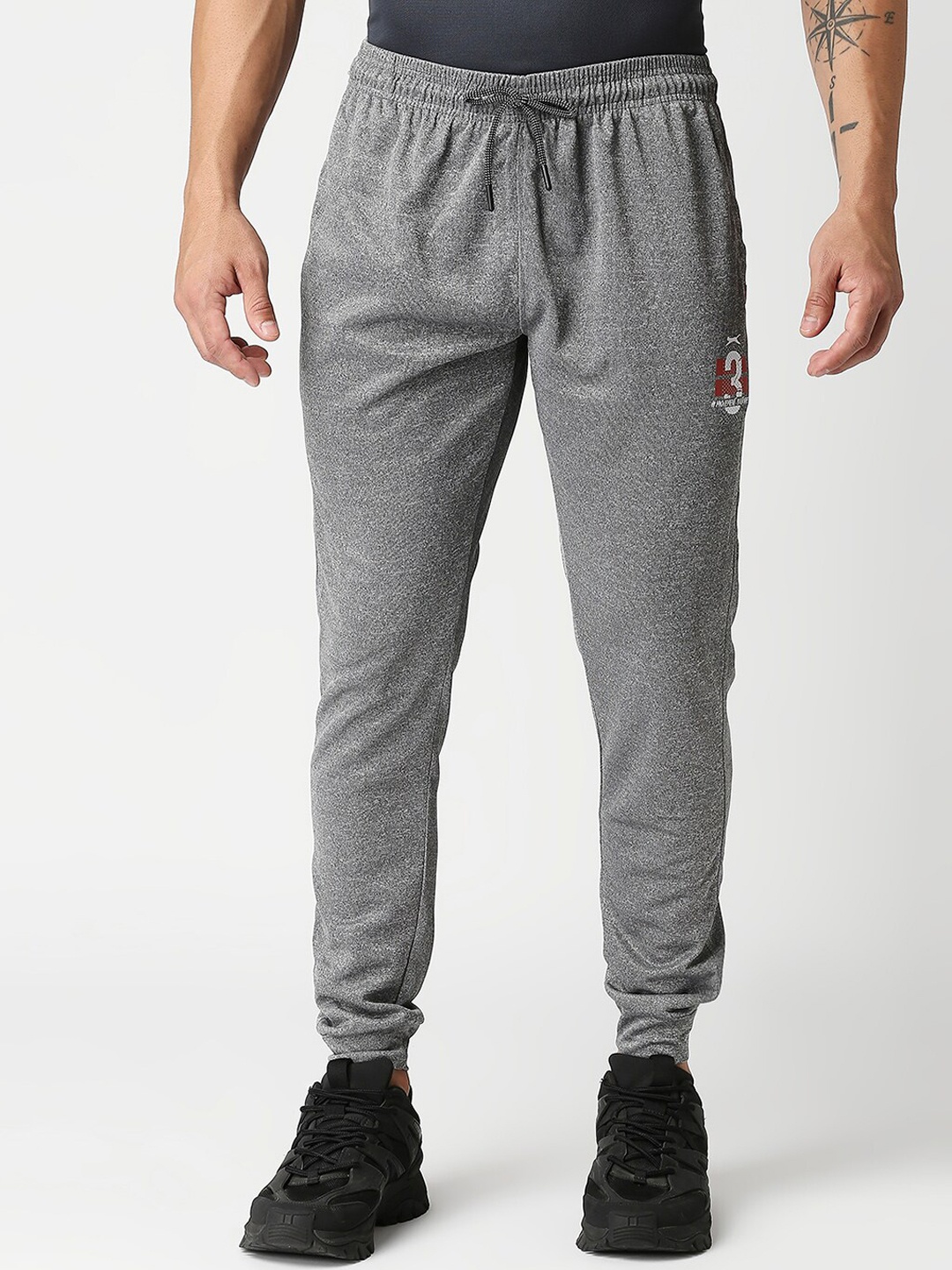 

Black Panther Men Grey Solid Slim-Fit Joggers