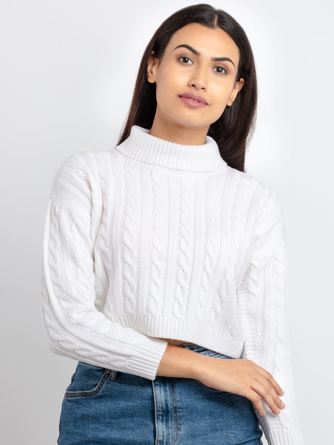 

Status Quo Women White Cable Knit Pullover