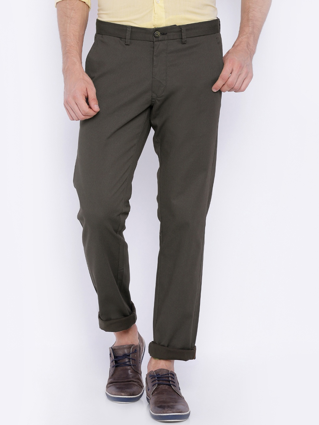 

Basics Men Brown Tapered Fit Solid Regular Trousers