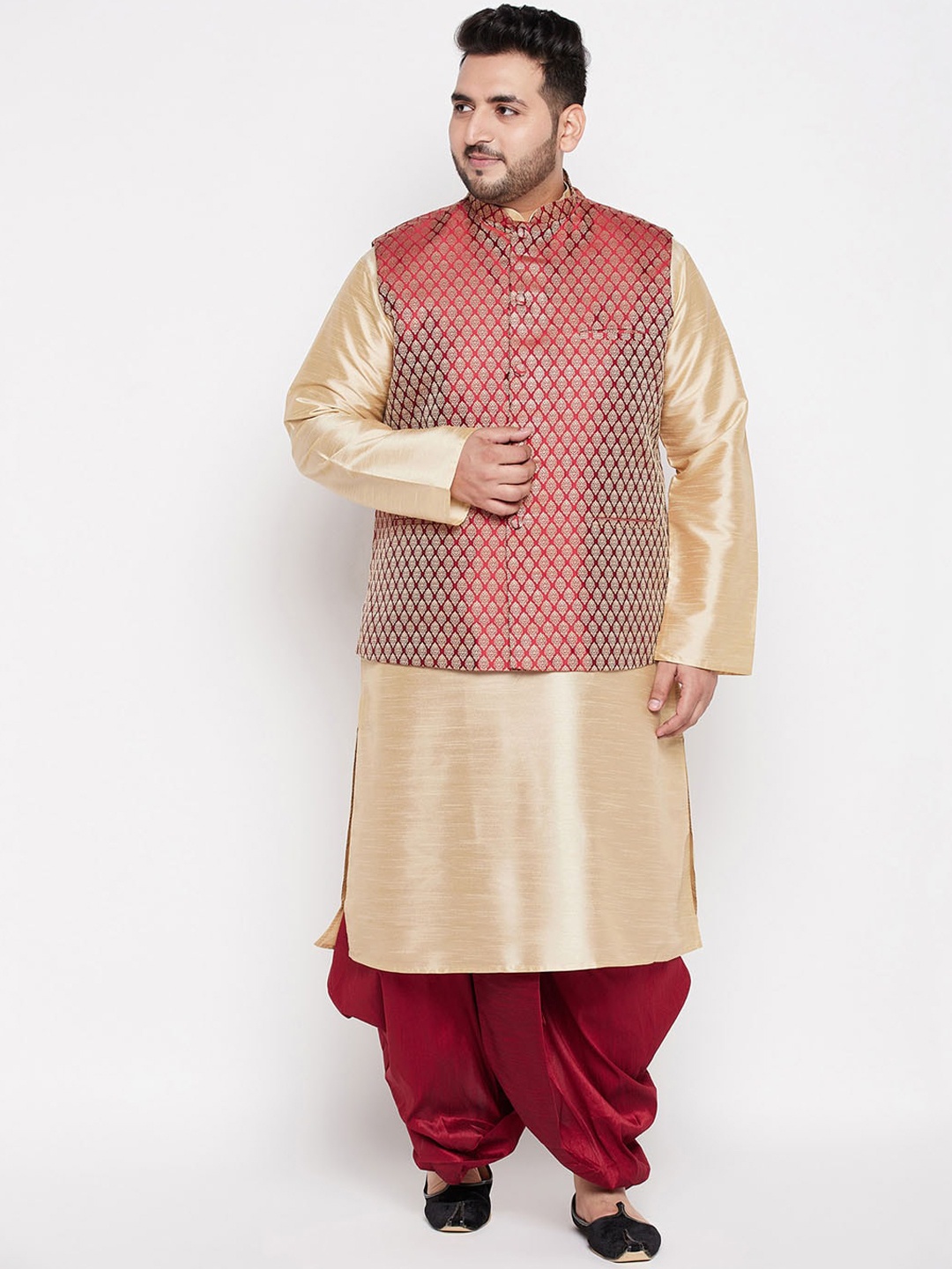 

VASTRAMAY Men Gold-Toned Kurta & Dhoti Pants with Nehru Jacket