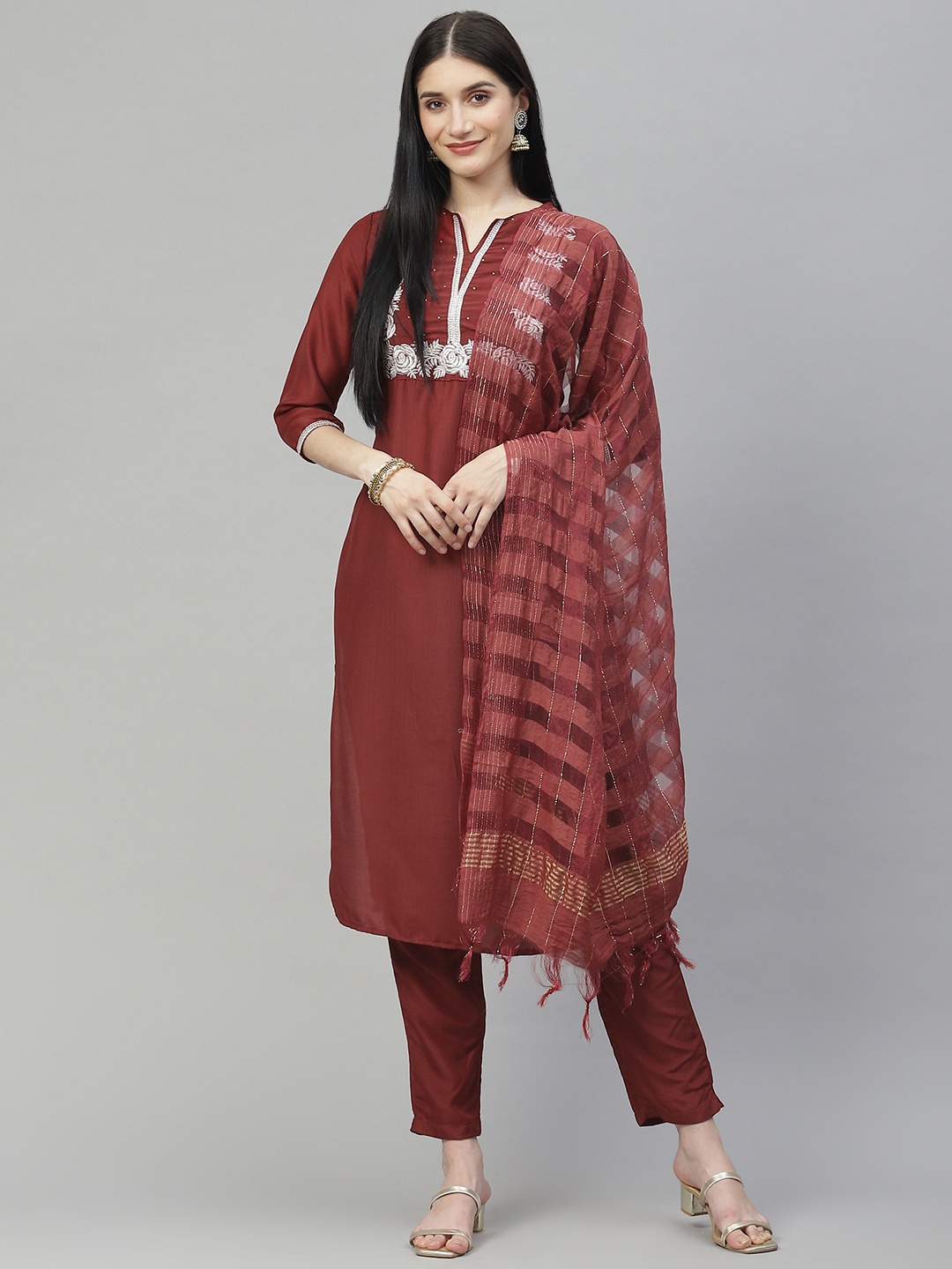 

DAAMINA Women Maroon Ethnic Motifs Embroidered Thread Work Kurta with Trousers & With Dupatta