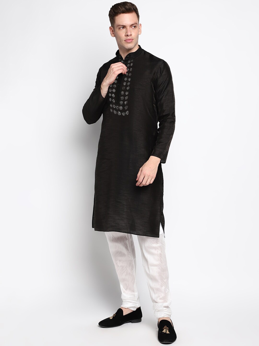 

DEVOILER Men Black Kurta with Pyjamas