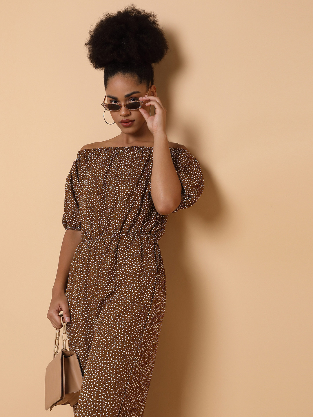 

SHOWOFF Brown & White Off-Shoulder Printed Basic Jumpsuit