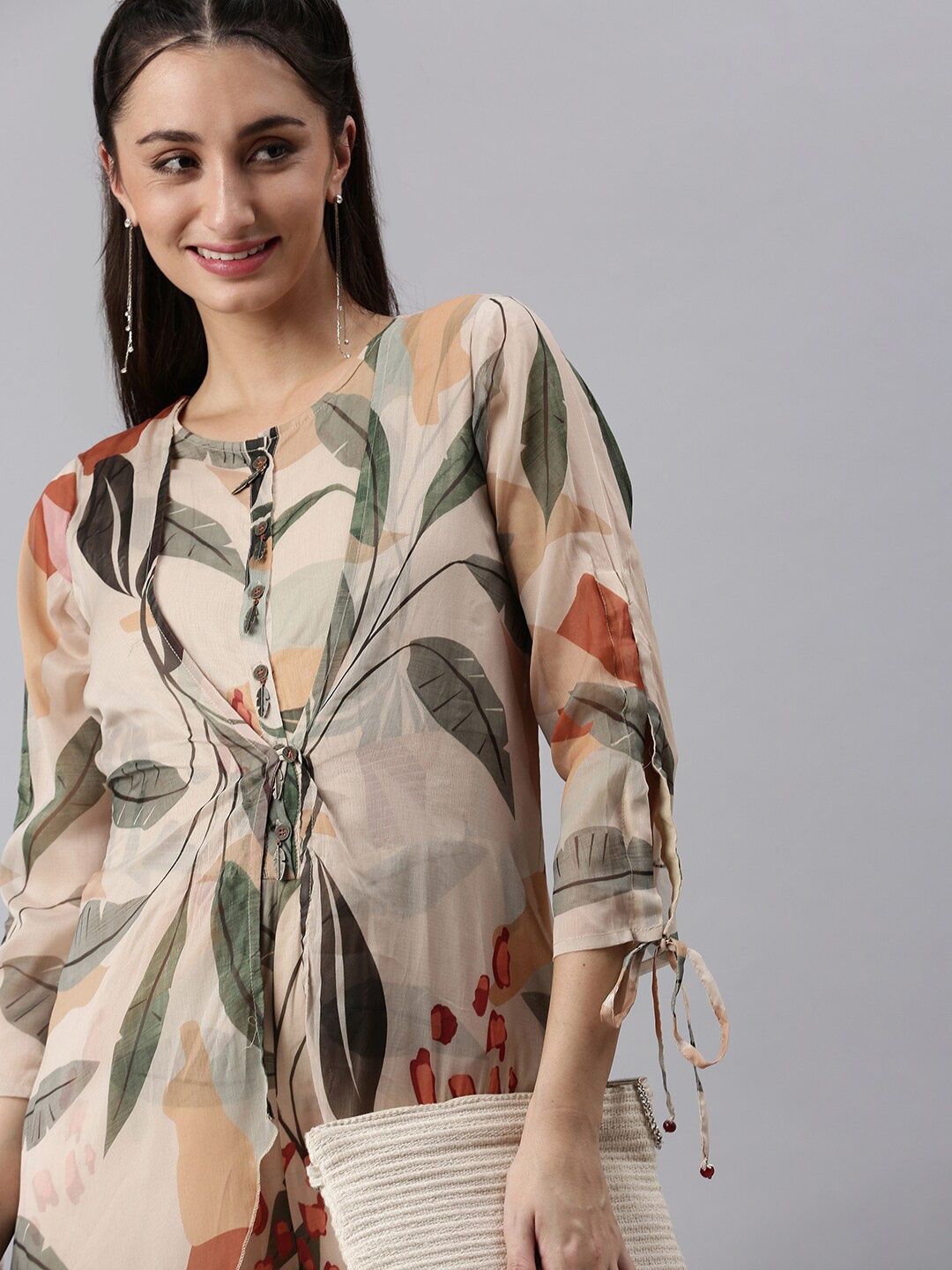 

SHOWOFF Beige & Green Printed Basic Jumpsuit