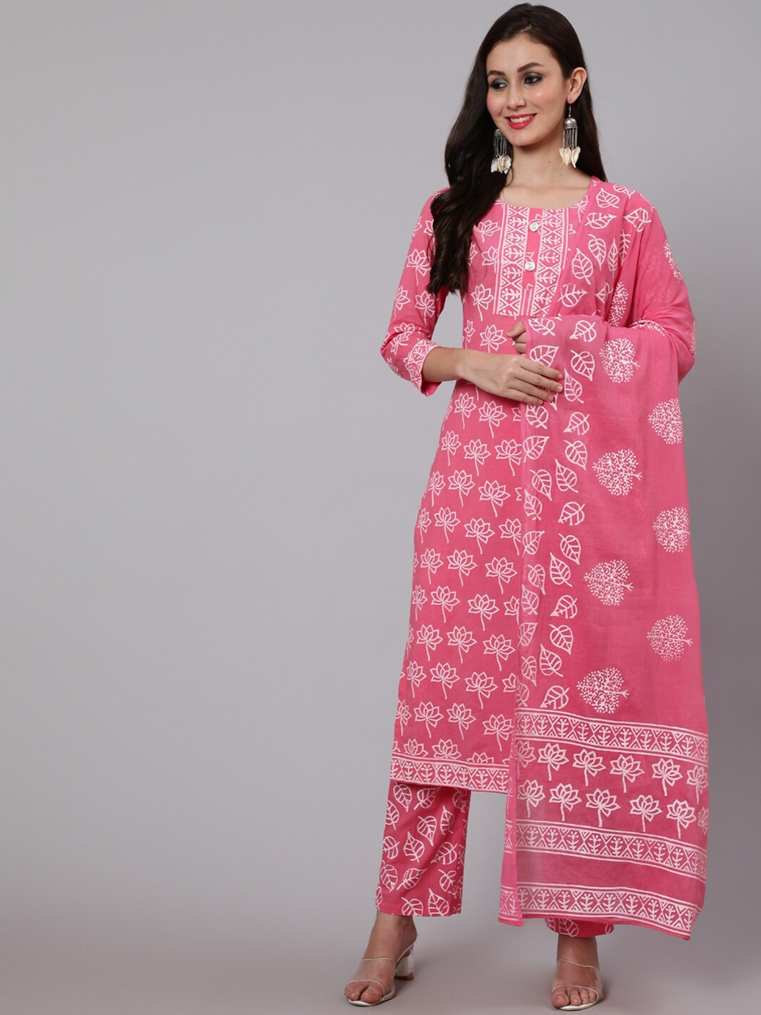 

GLAM ROOTS Women Pink Floral Pure Cotton Kurta With Trousers & With Dupatta