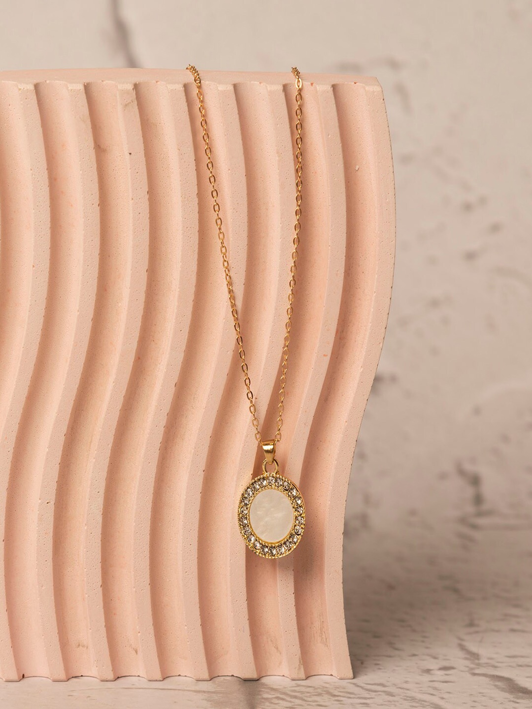 

Jewelz Gold-Toned & White Gold-Plated Handcrafted Necklace