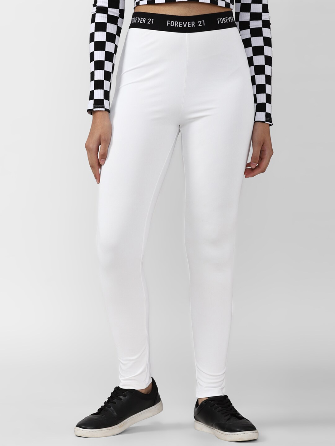 

FOREVER 21 Women White Solid Ankle Length Leggings