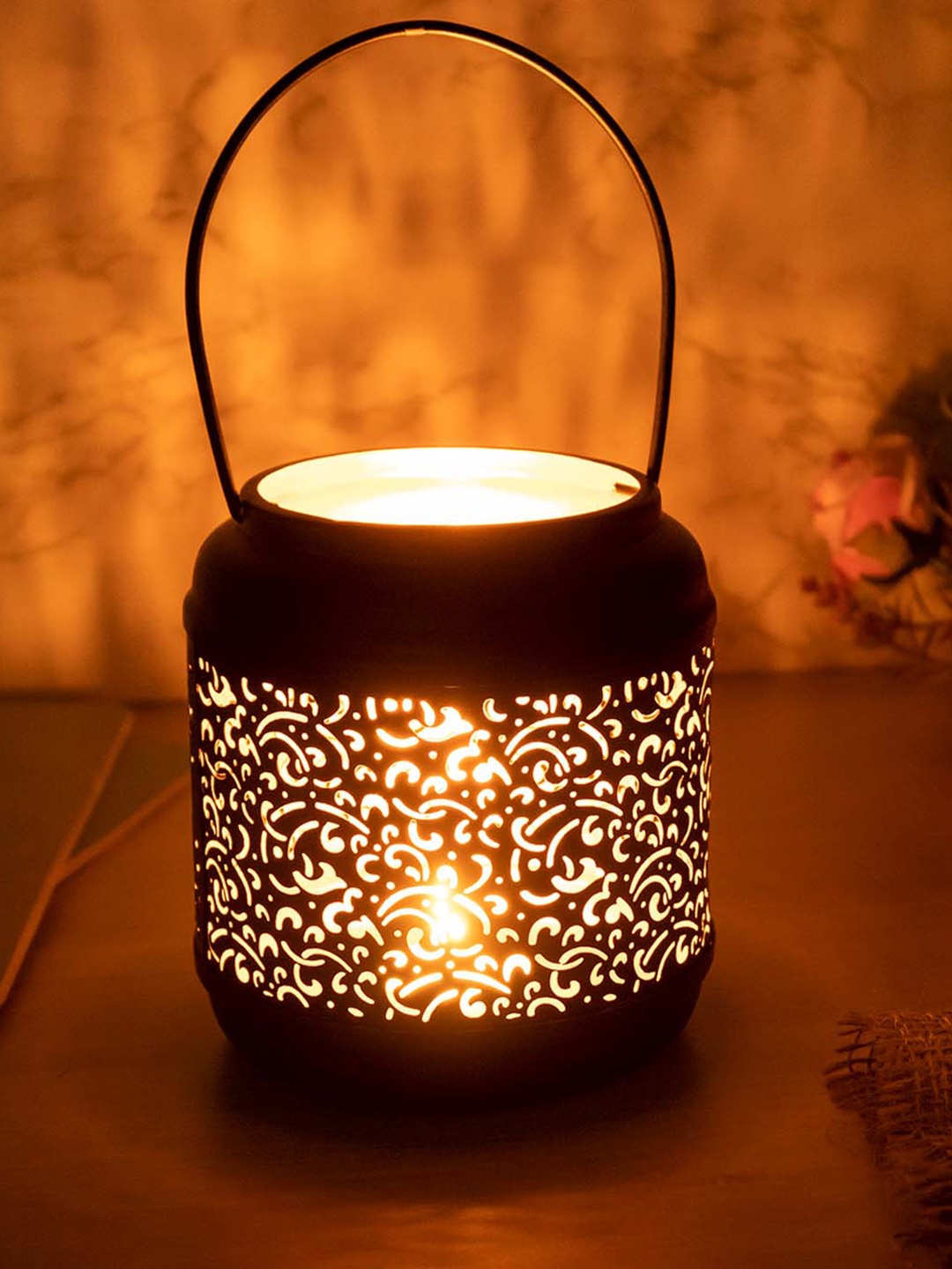 

MARKET99 Black Solid Candle Holder Lantern