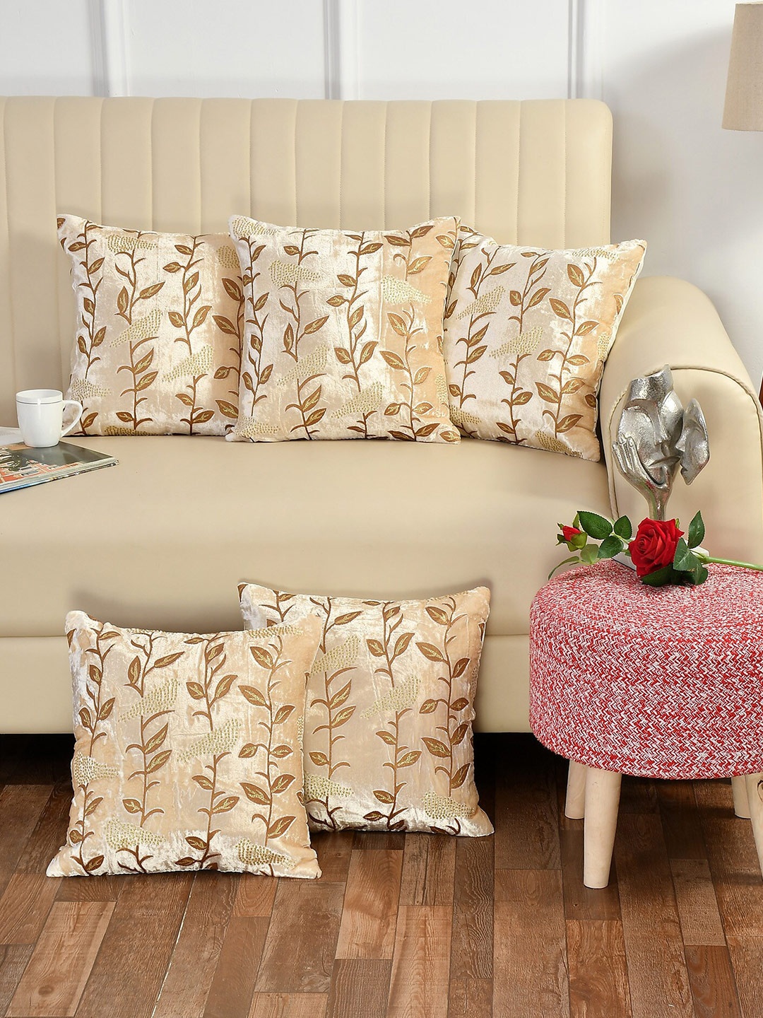 

Bajo's Cream-Coloured & Gold-Toned Set of 5 Square Cushion Covers