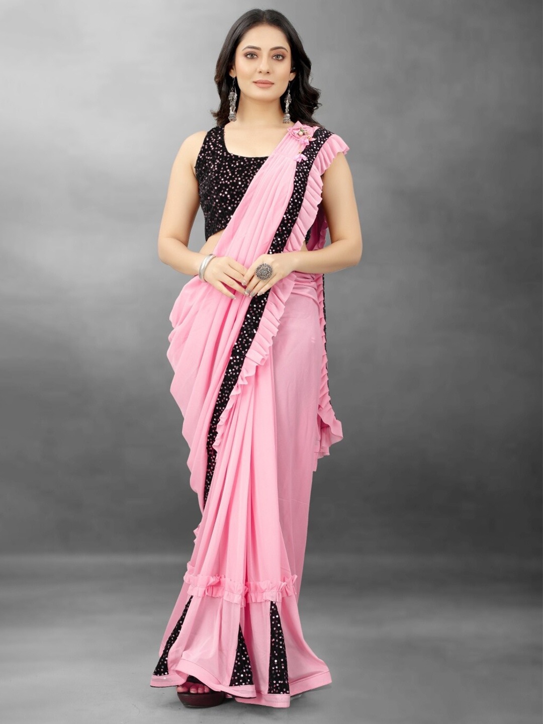 

APNISHA Pink & Black Embellished Sequinned Saree