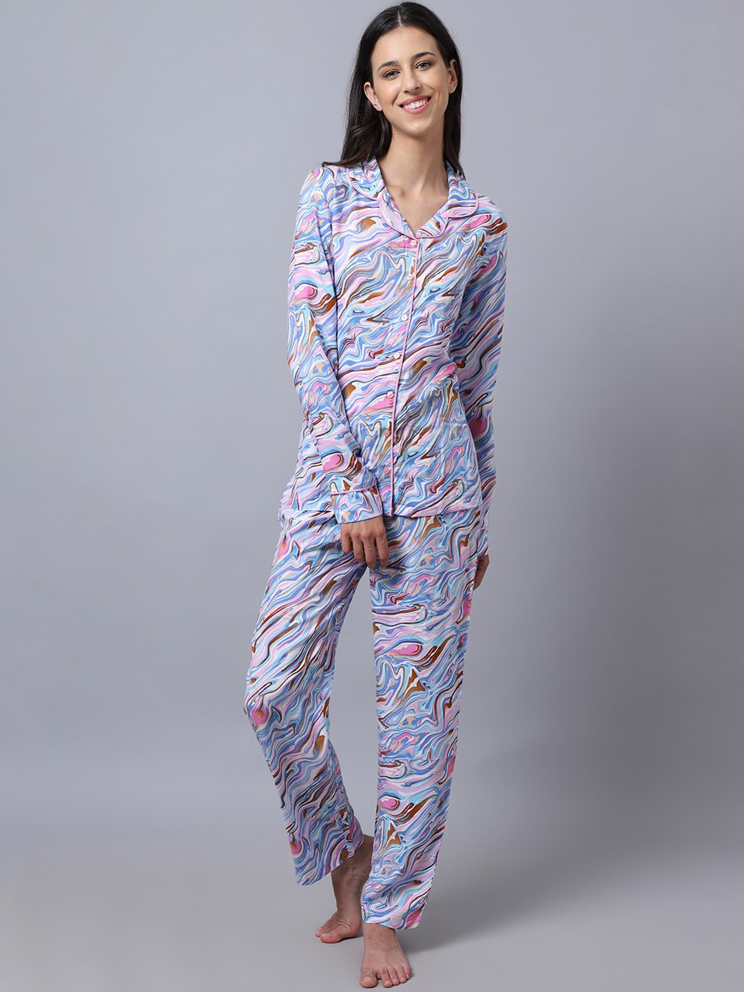 

Kanvin Women Blue & Pink Printed Night Suit