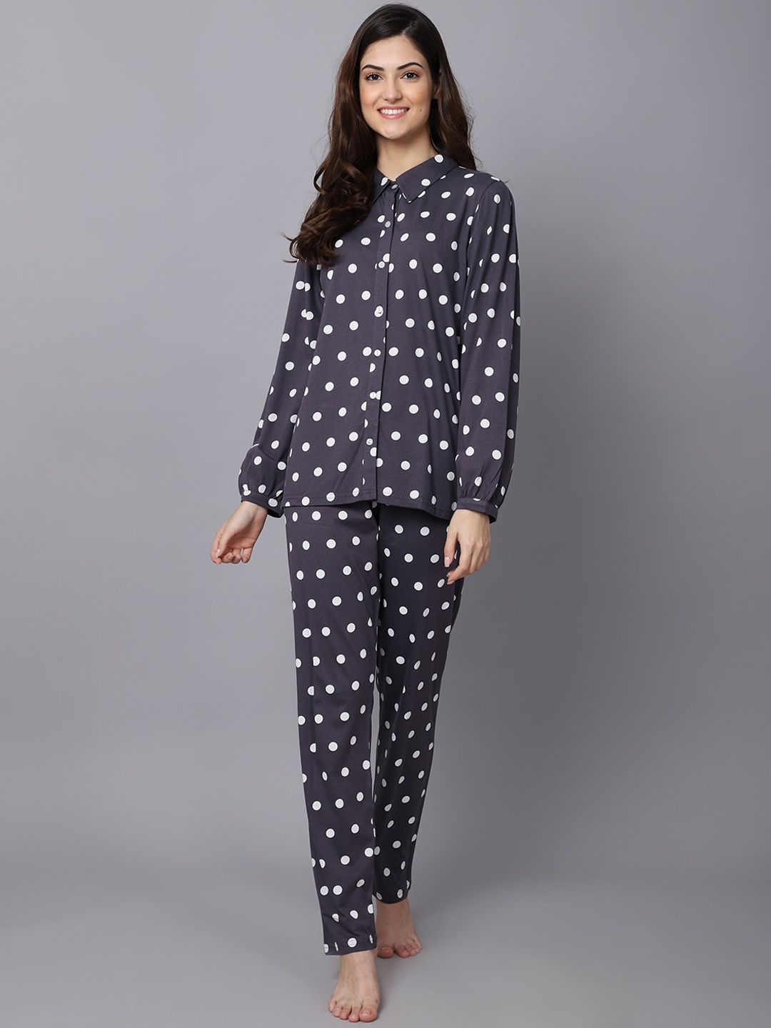 

Kanvin Women Purple & Off White Printed Night suit