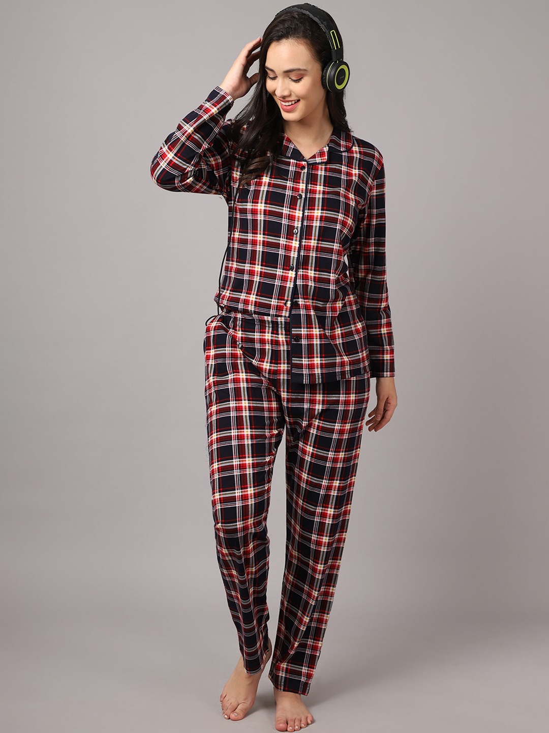 

Kanvin Women Navy Blue & Red Checked Night suit