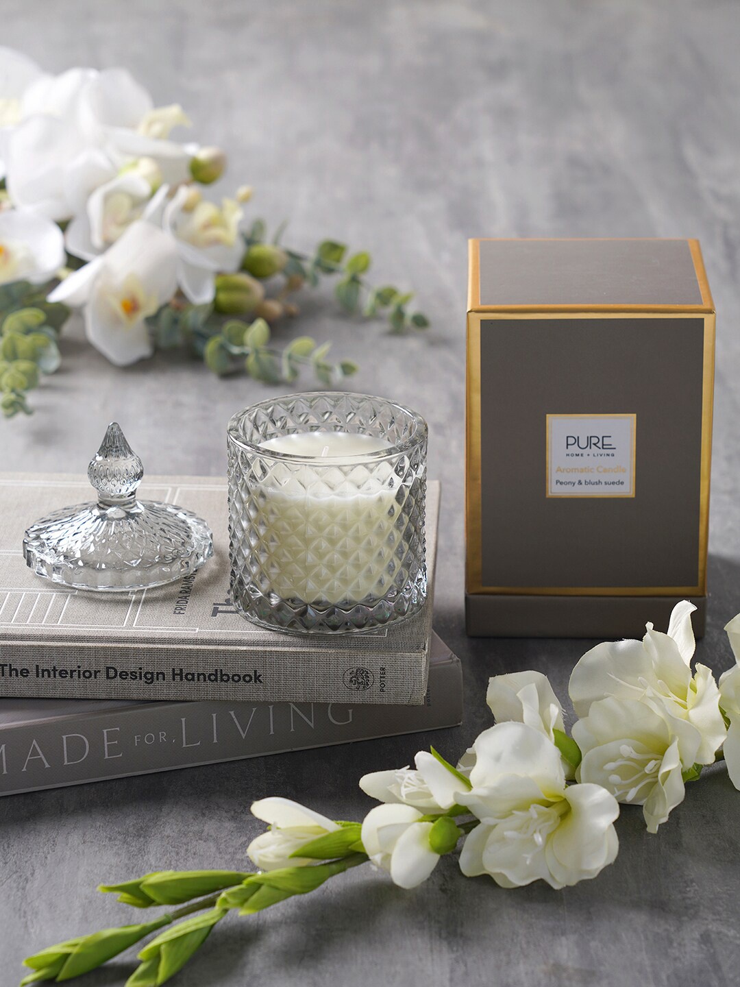 

Pure Home and Living White Ribbed Design Candle Filled Glass Jars Large