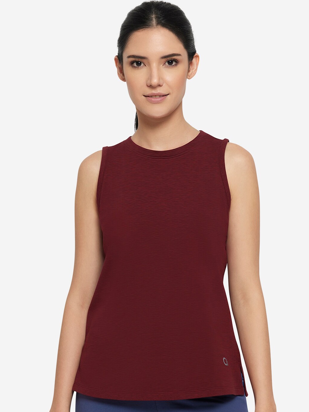 

Amante Women Maroon Solid Tank Top