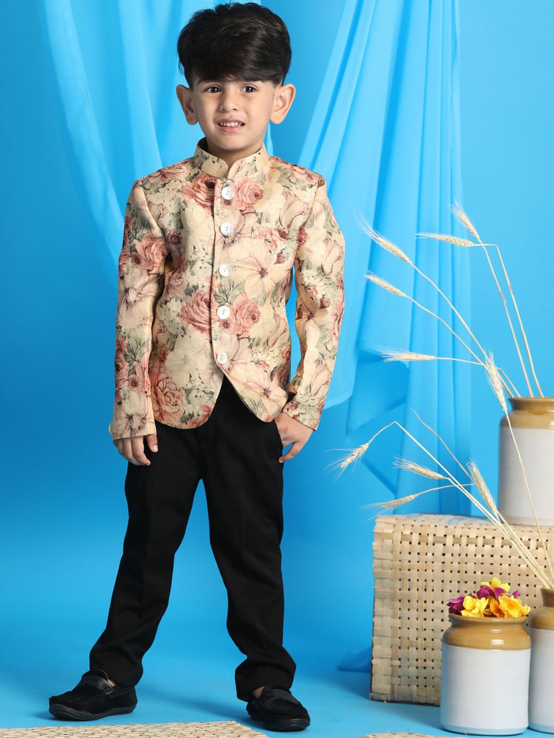 

VASTRAMAY Boys Beige Printed Jodhpuri Blazers