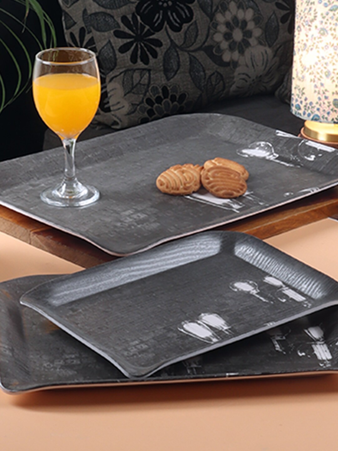 

CDI Set Of 3 Black Matt Finish Rectangular Serving Tray Set