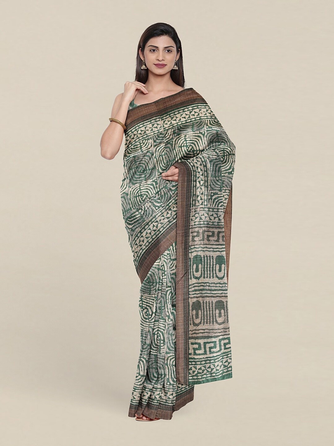 

Pothys Green & White Ethnic Motifs Jute Silk Saree