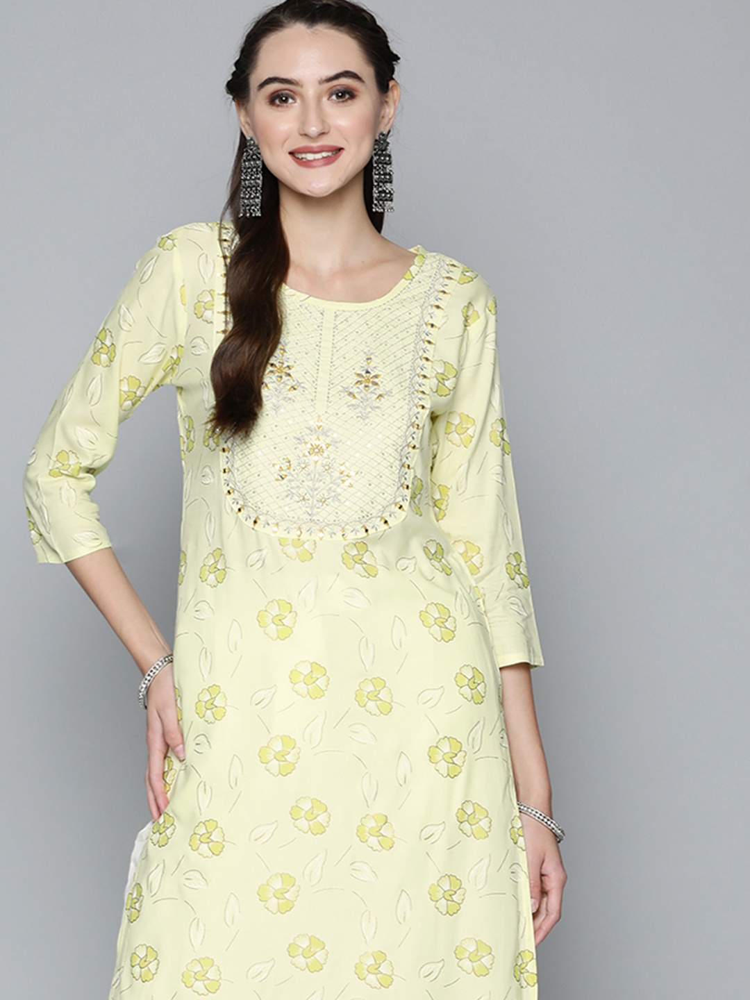 

HERE&NOW Women Yellow Floral Printed Embroidered Work Kurta