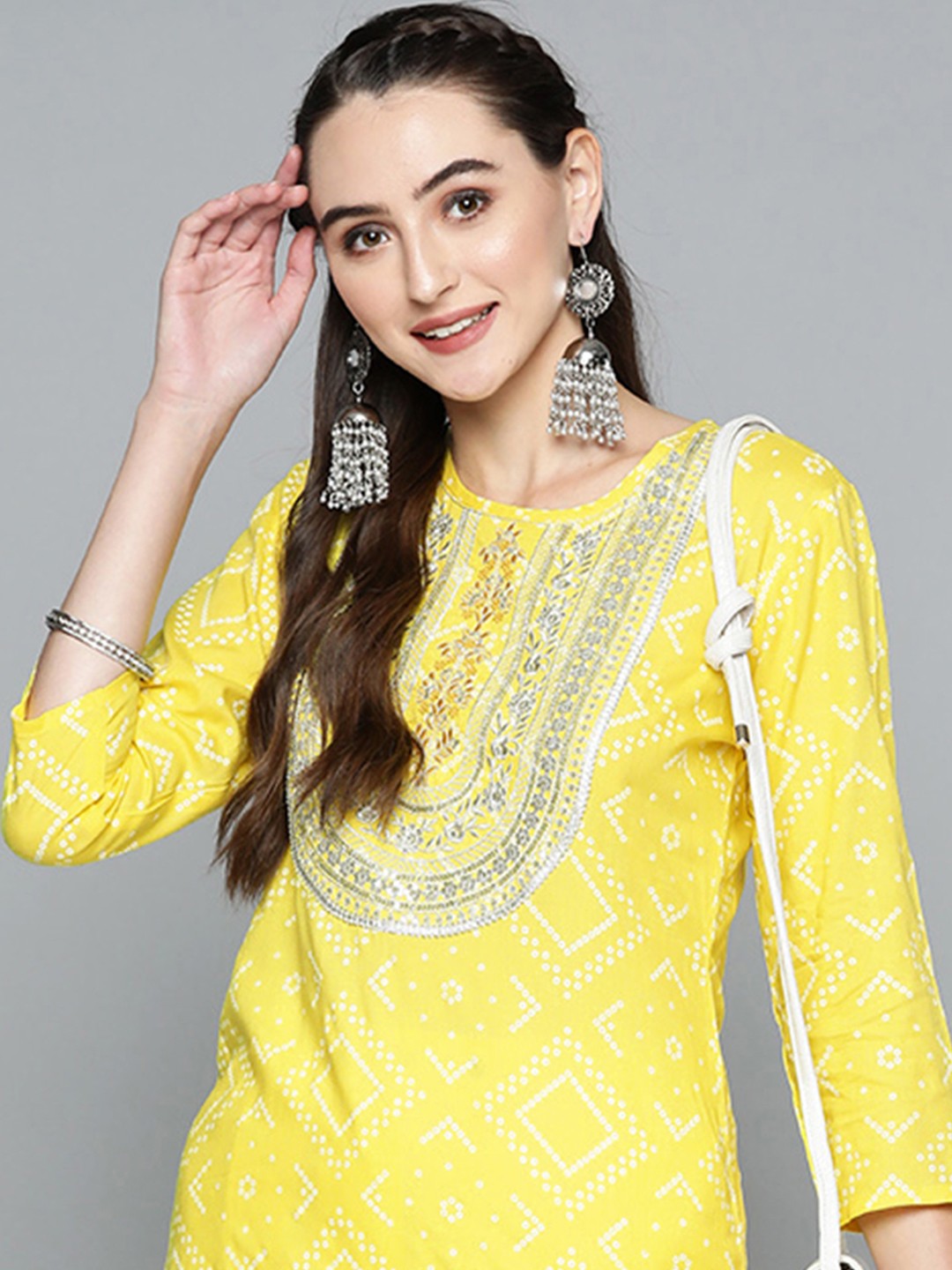 

HERE&NOW Women Yellow & White Ethnic Motifs Printed Embroidered Work Kurta