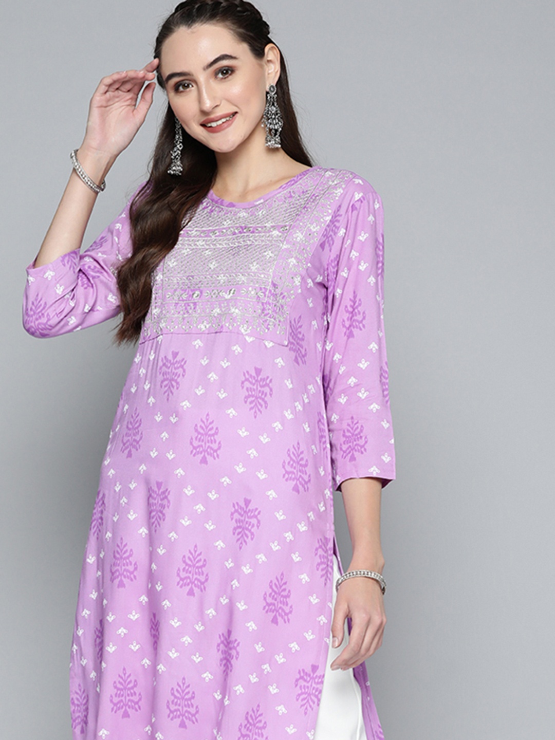 

HERE&NOW Women Purple & White Ethnic Motifs Printed Embroidered Work Kurta