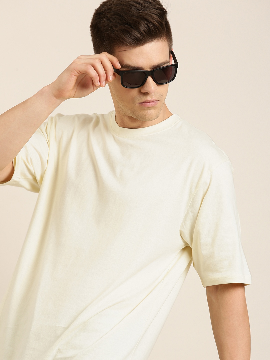 

DILLINGER Men Cream-Coloured Pure Cotton Drop-Shoulder Sleeves Oversized Fit T-shirt