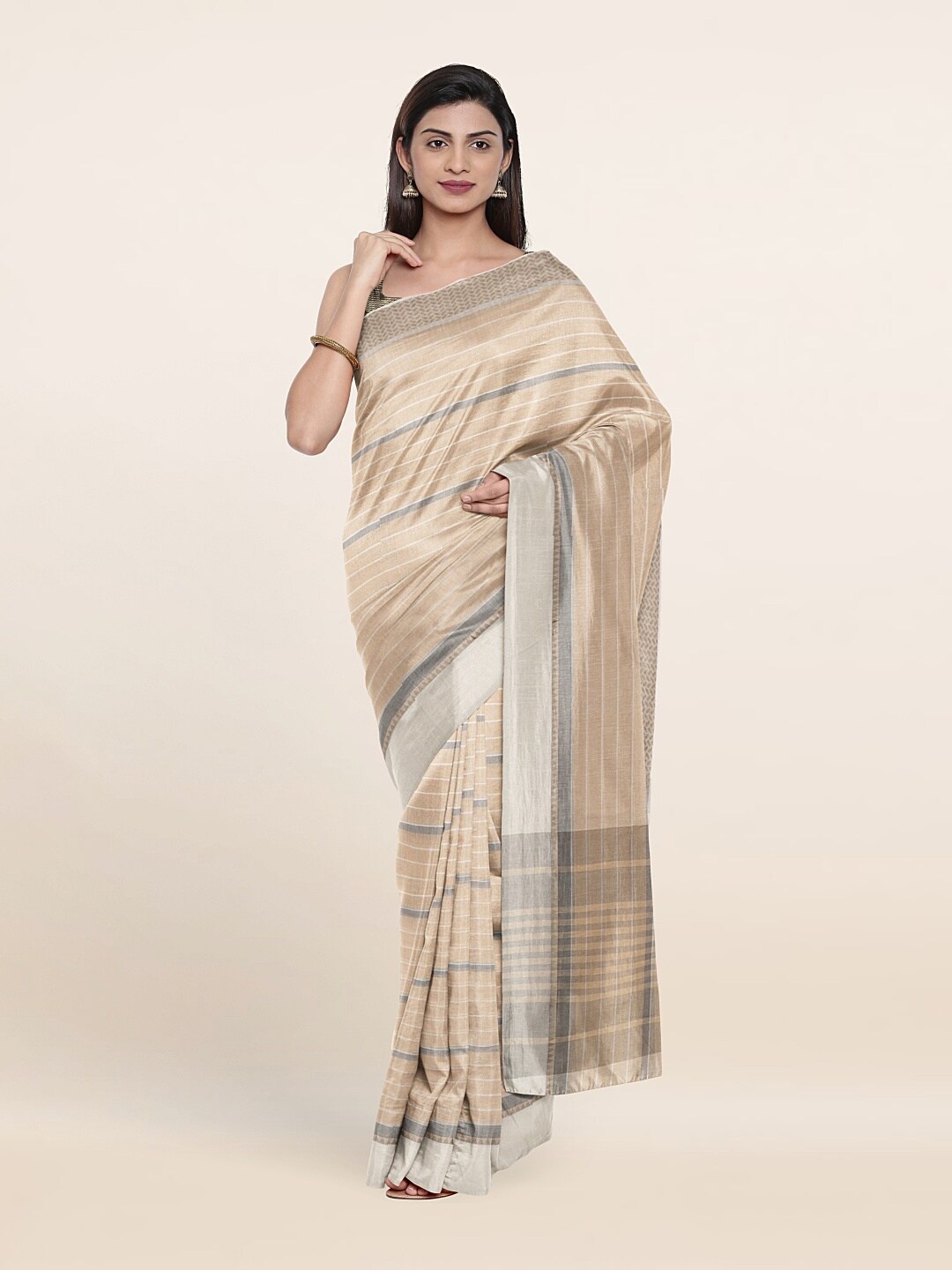 

Pothys Cream-Coloured & Grey Checked Pure Cotton Saree