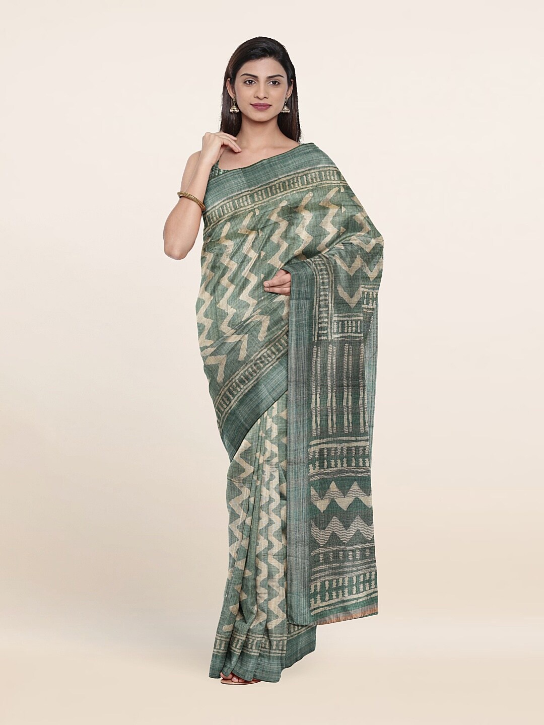 

Pothys Green & Beige Jute Silk Saree