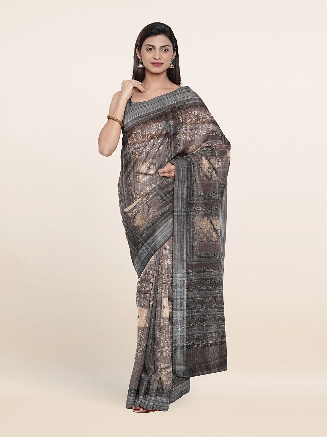 

Pothys Grey & Beige Printed Zari Jute Silk Saree