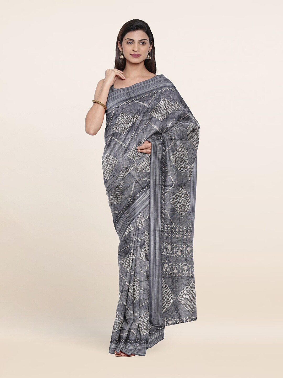 

Pothys Grey & Silver-Toned Ethnic Motifs Zari Jute Silk Saree