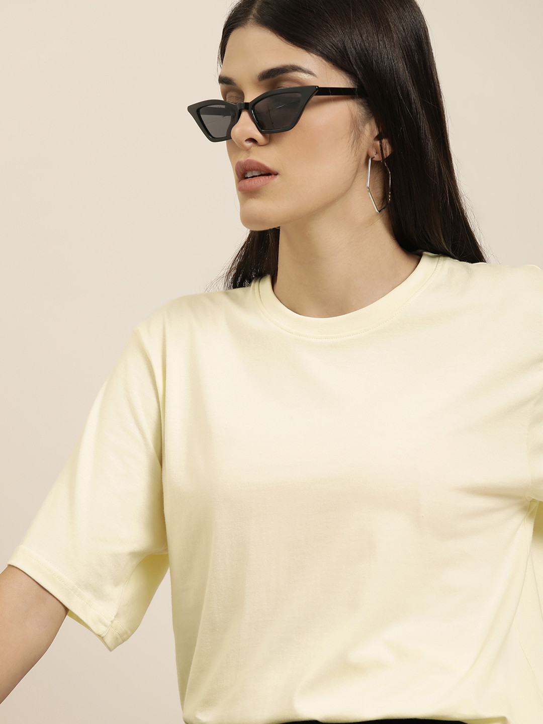

Difference of Opinion Women Cream-Coloured Solid Pure Cotton Oversized T-shirt