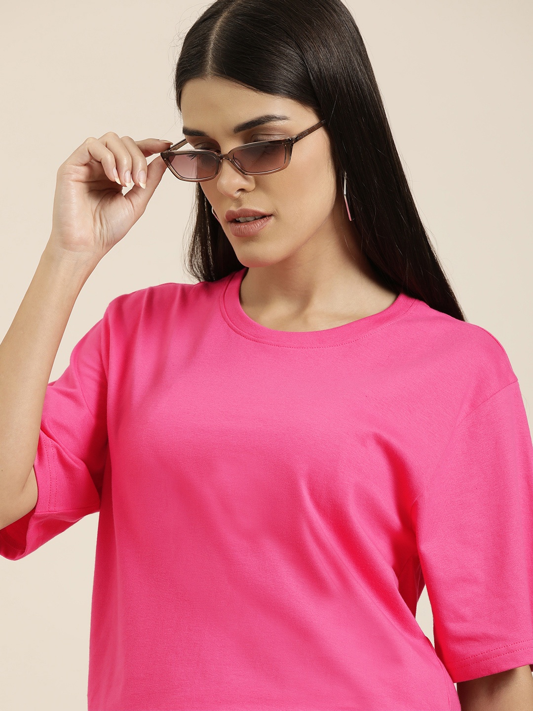 

Difference of Opinion Women Pink Solid Pure Cotton Oversized T-shirt