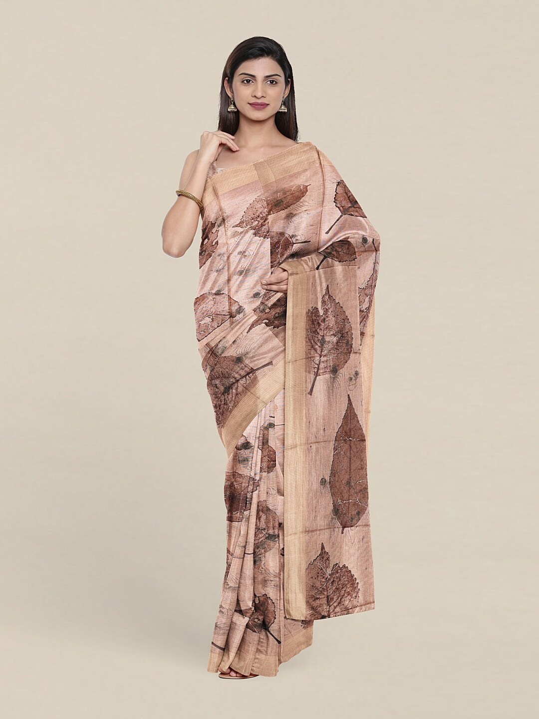 

Pothys Peach-Coloured & Gold-Toned Floral Jute Silk Saree