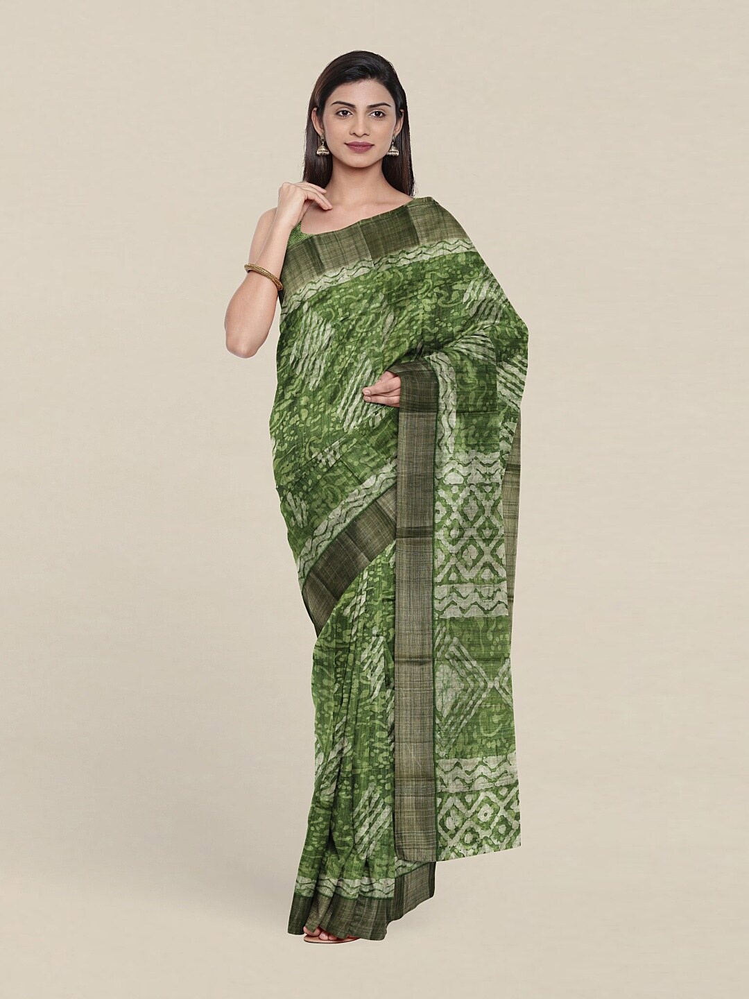 

Pothys Green & Cream-Coloured Tie and Dye Jute Silk Saree