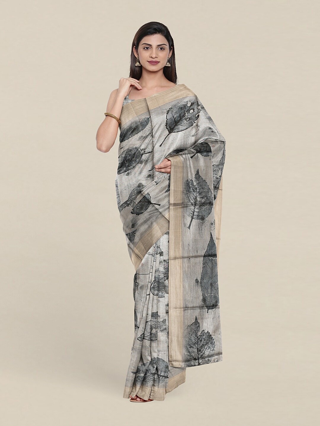 

Pothys Grey & Brown Floral Jute Silk Saree
