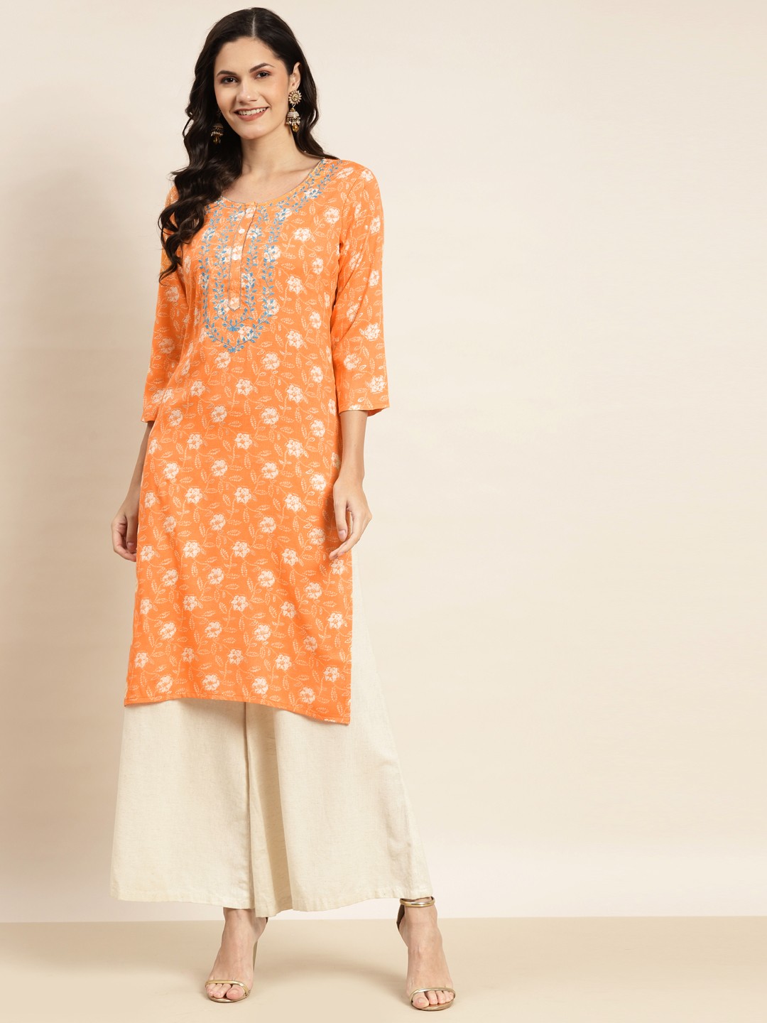 

Jompers Women Orange & Off White Floral Printed Embroidered Detail Kurta